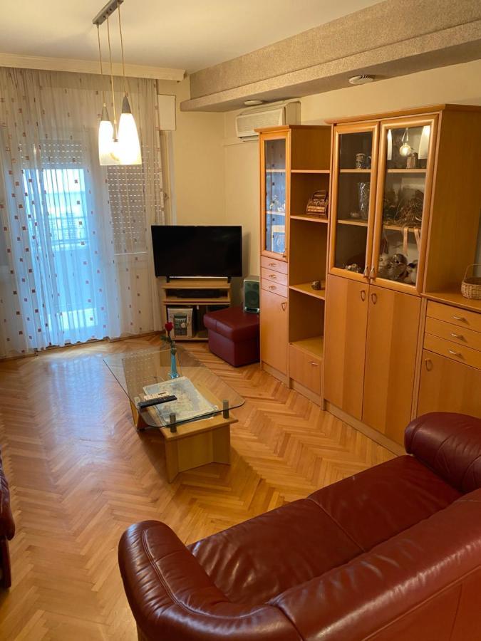 Апартаменты Apartman Luka + Free Parking Задар Экстерьер фото