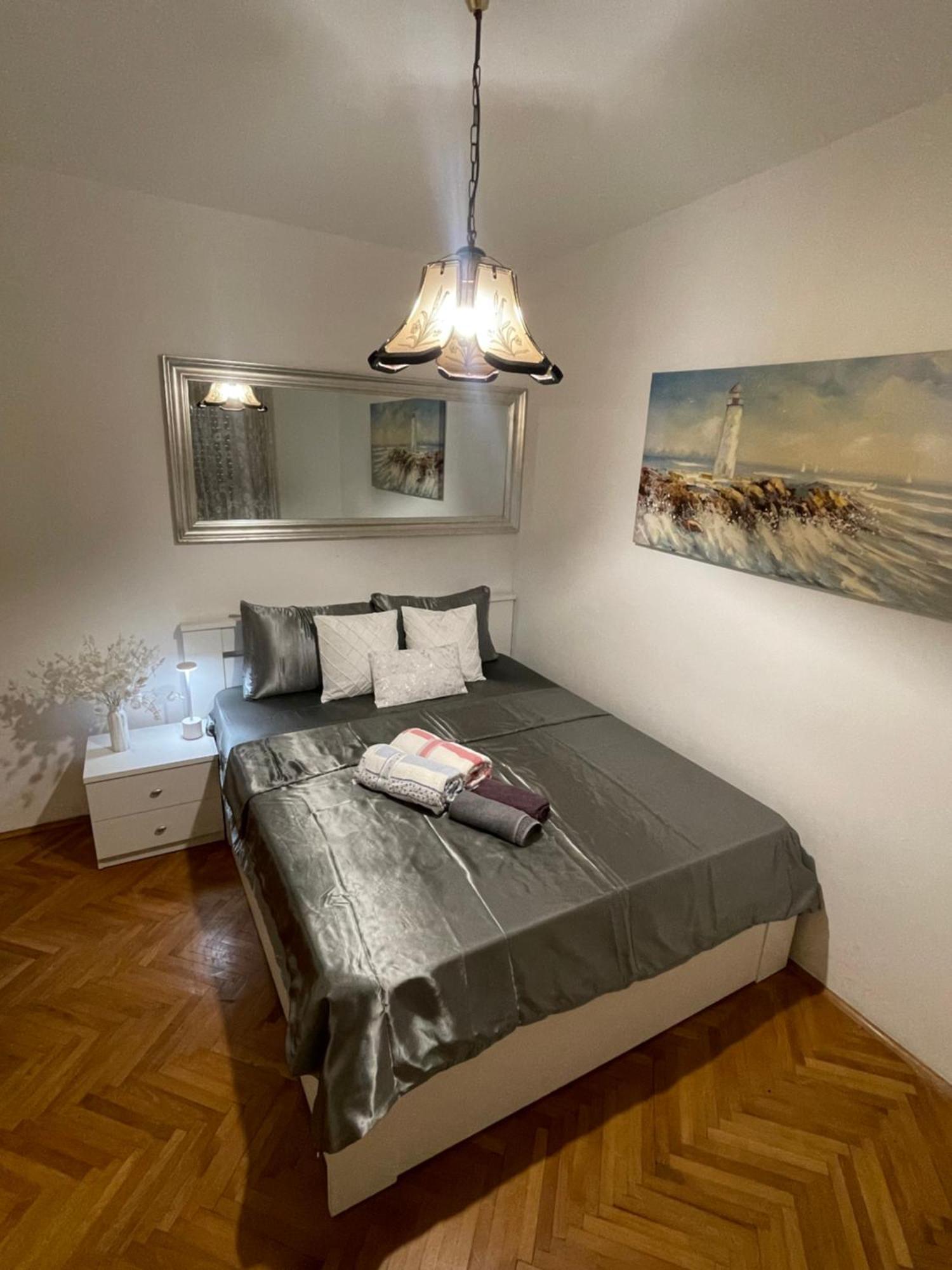 Апартаменты Apartman Luka + Free Parking Задар Экстерьер фото